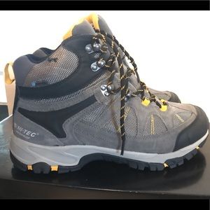 Hi Tec waterproof hiking boots